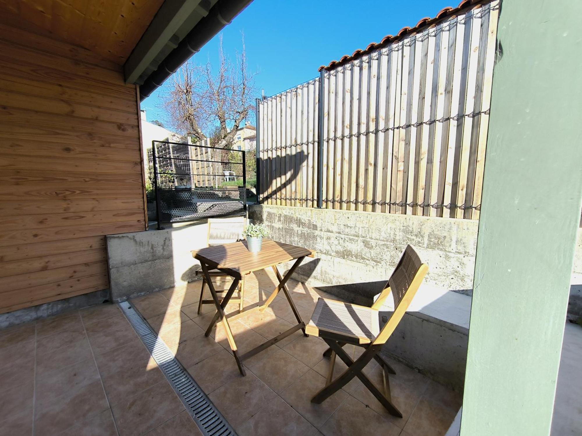 Le Talia - Terrasse Apartment Auch Exterior photo